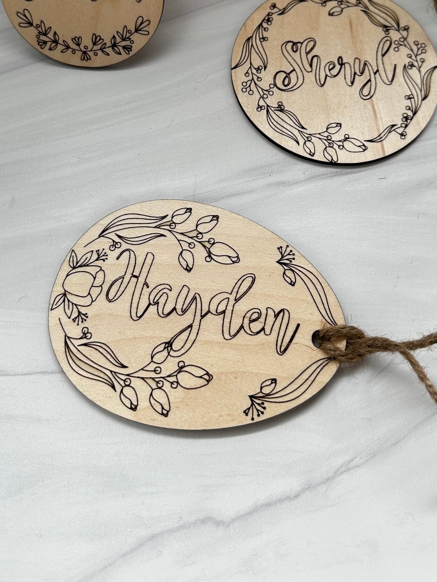 Personalized Wood Easter Name Tag - Floral Egg