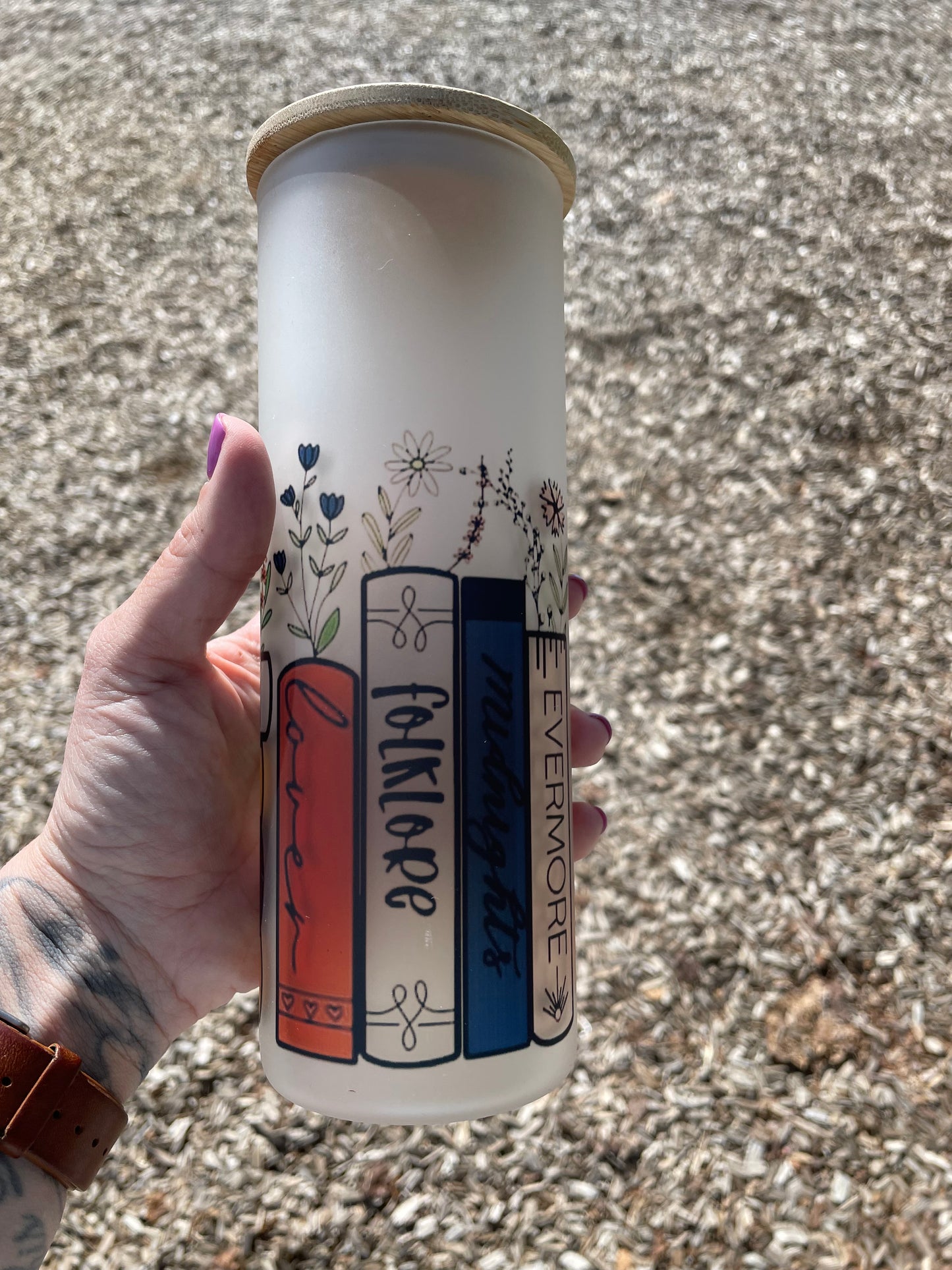 25oz glass Swiftie inspired can with lid