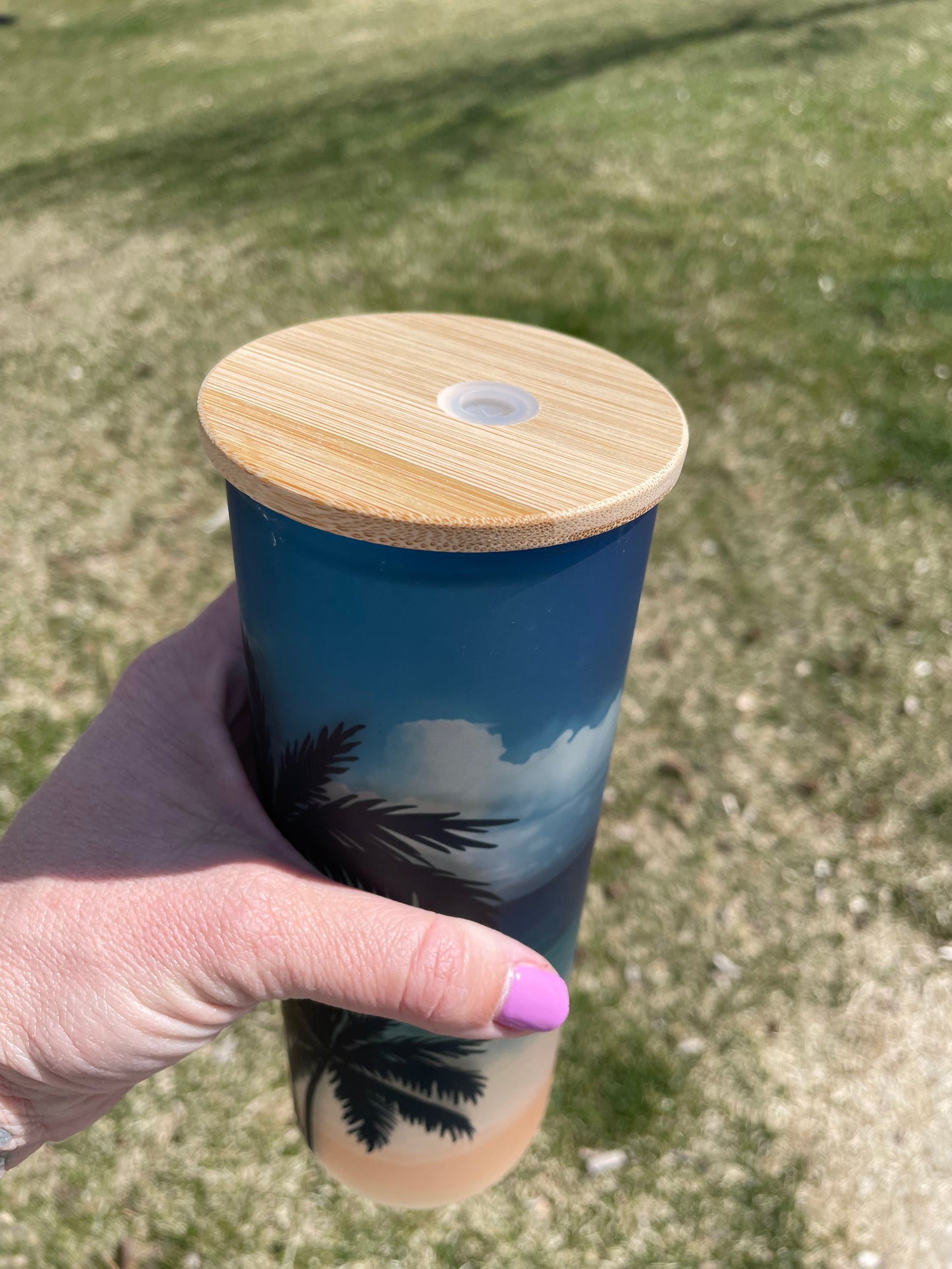 25oz palms and blue skies glass can with lid and straw